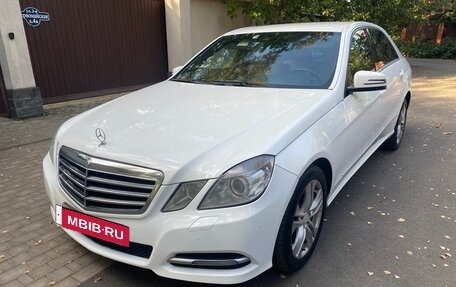 Mercedes-Benz E-Класс, 2012 год, 1 750 000 рублей, 7 фотография