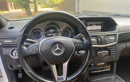 Mercedes-Benz E-Класс, 2012 год, 1 750 000 рублей, 18 фотография