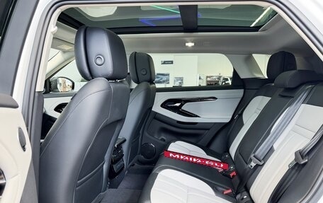 Land Rover Range Rover Evoque II, 2024 год, 6 550 000 рублей, 28 фотография