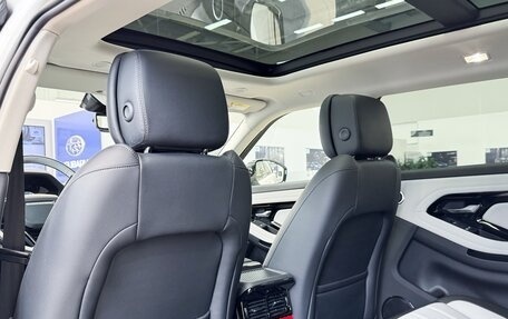 Land Rover Range Rover Evoque II, 2024 год, 6 550 000 рублей, 29 фотография