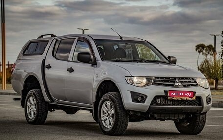 Mitsubishi L200 IV рестайлинг, 2013 год, 1 075 000 рублей, 1 фотография