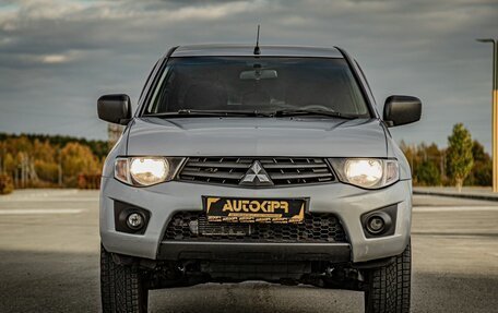 Mitsubishi L200 IV рестайлинг, 2013 год, 1 075 000 рублей, 3 фотография
