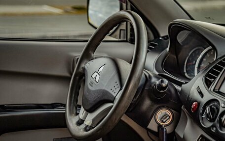 Mitsubishi L200 IV рестайлинг, 2013 год, 1 075 000 рублей, 17 фотография