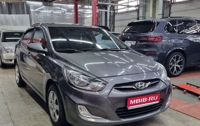 Hyundai Solaris II рестайлинг, 2013 год, 1 100 000 рублей, 1 фотография