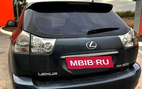 Lexus RX II рестайлинг, 2004 год, 1 130 000 рублей, 3 фотография