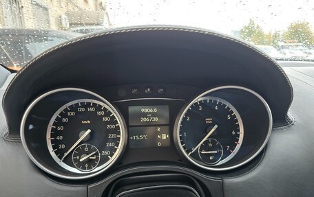 Mercedes-Benz GL-Класс, 2011 год, 2 490 000 рублей, 15 фотография