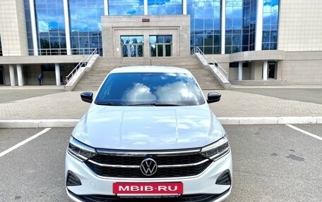 Volkswagen Polo VI (EU Market), 2021 год, 1 795 000 рублей, 3 фотография