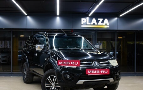 Mitsubishi Pajero Sport II рестайлинг, 2014 год, 1 509 000 рублей, 2 фотография