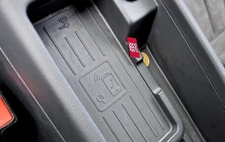 Audi A4, 2018 год, 2 270 000 рублей, 26 фотография