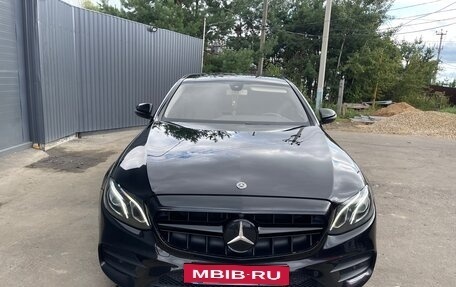 Mercedes-Benz E-Класс, 2016 год, 2 400 000 рублей, 14 фотография