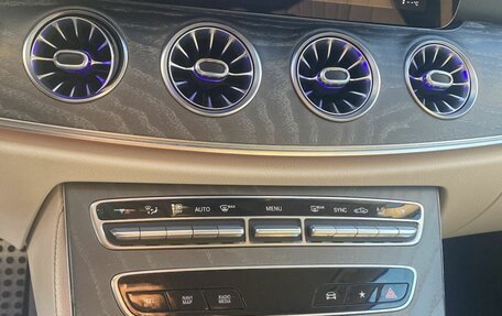 Mercedes-Benz CLS, 2021 год, 4 450 000 рублей, 14 фотография