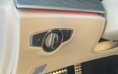 Mercedes-Benz CLS, 2021 год, 4 450 000 рублей, 15 фотография