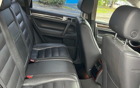 Volkswagen Touareg III, 2005 год, 980 000 рублей, 9 фотография