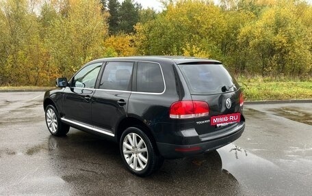 Volkswagen Touareg III, 2005 год, 980 000 рублей, 4 фотография