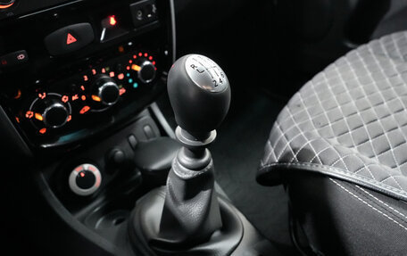 Nissan Terrano III, 2015 год, 899 000 рублей, 16 фотография