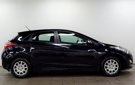 Hyundai i30 II рестайлинг, 2013 год, 890 000 рублей, 4 фотография