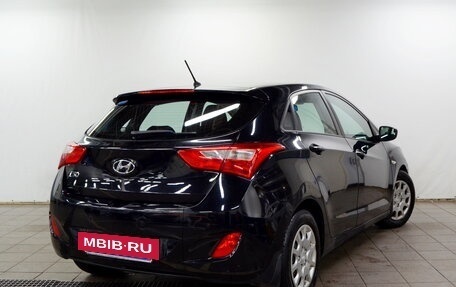 Hyundai i30 II рестайлинг, 2013 год, 890 000 рублей, 3 фотография