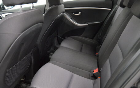Hyundai i30 II рестайлинг, 2013 год, 890 000 рублей, 13 фотография