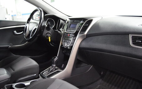 Hyundai i30 II рестайлинг, 2013 год, 890 000 рублей, 11 фотография