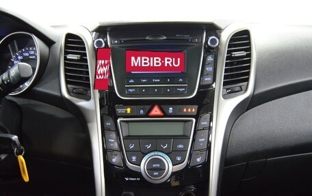 Hyundai i30 II рестайлинг, 2013 год, 890 000 рублей, 14 фотография