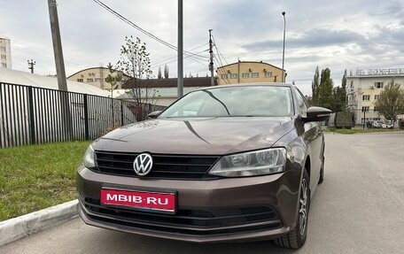 Volkswagen Jetta VI, 2015 год, 990 000 рублей, 1 фотография
