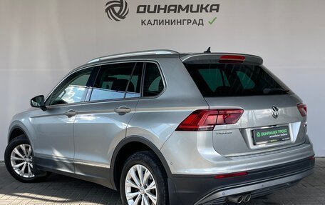 Volkswagen Tiguan II, 2016 год, 2 290 000 рублей, 3 фотография