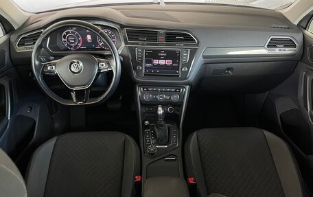 Volkswagen Tiguan II, 2016 год, 2 290 000 рублей, 13 фотография