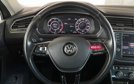 Volkswagen Tiguan II, 2016 год, 2 290 000 рублей, 12 фотография