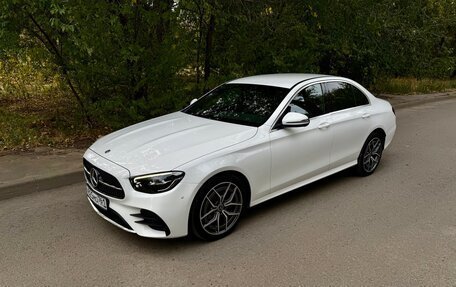 Mercedes-Benz E-Класс, 2020 год, 4 250 000 рублей, 4 фотография