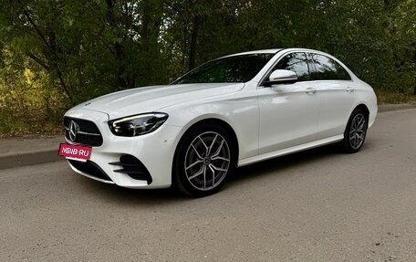 Mercedes-Benz E-Класс, 2020 год, 4 250 000 рублей, 3 фотография