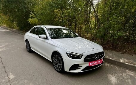 Mercedes-Benz E-Класс, 2020 год, 4 250 000 рублей, 14 фотография