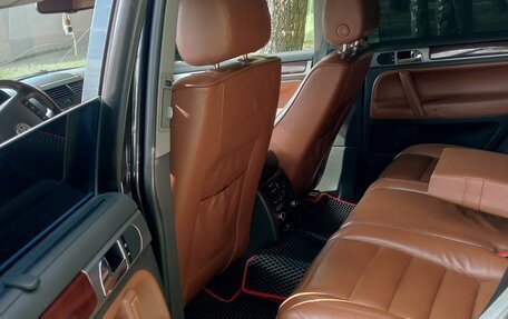 Volkswagen Touareg III, 2005 год, 750 000 рублей, 4 фотография