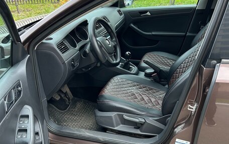 Volkswagen Jetta VI, 2015 год, 990 000 рублей, 7 фотография