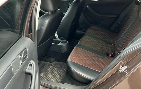Volkswagen Jetta VI, 2015 год, 990 000 рублей, 8 фотография