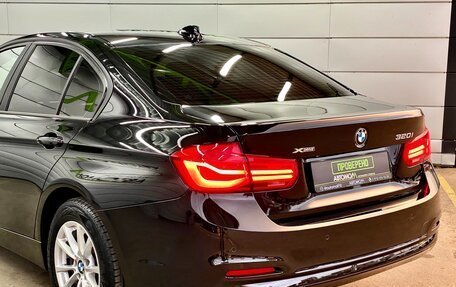 BMW 3 серия, 2017 год, 1 989 000 рублей, 7 фотография