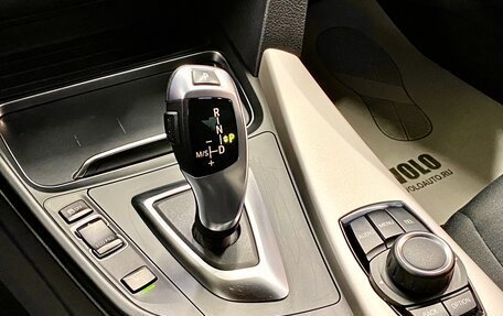 BMW 3 серия, 2017 год, 1 989 000 рублей, 24 фотография