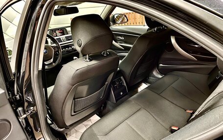BMW 3 серия, 2017 год, 1 989 000 рублей, 30 фотография