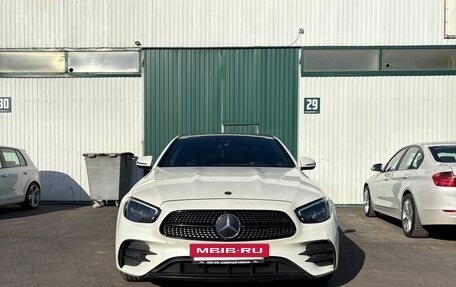 Mercedes-Benz E-Класс, 2021 год, 3 000 000 рублей, 2 фотография