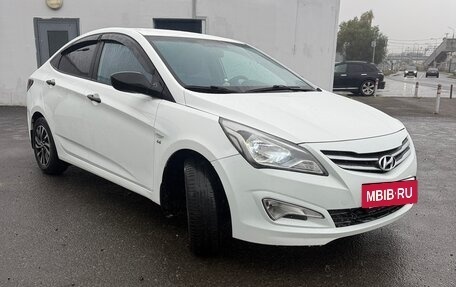 Hyundai Solaris II рестайлинг, 2015 год, 980 000 рублей, 4 фотография
