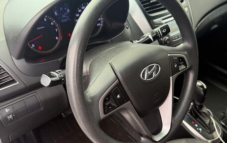Hyundai Solaris II рестайлинг, 2015 год, 980 000 рублей, 12 фотография