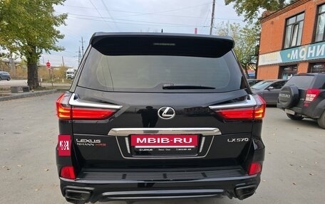 Lexus LX III, 2018 год, 8 950 000 рублей, 11 фотография