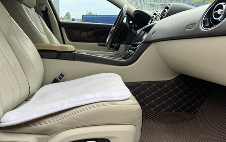 Jaguar XJ IV (X351), 2014 год, 2 800 000 рублей, 16 фотография