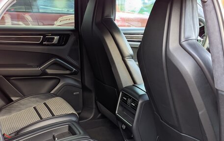 Porsche Cayenne III, 2019 год, 8 560 000 рублей, 14 фотография