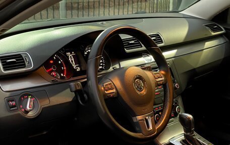 Volkswagen Passat B7, 2011 год, 1 299 000 рублей, 8 фотография