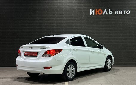 Hyundai Solaris II рестайлинг, 2013 год, 800 000 рублей, 5 фотография