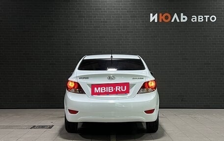 Hyundai Solaris II рестайлинг, 2013 год, 800 000 рублей, 6 фотография