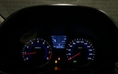 Hyundai Solaris II рестайлинг, 2013 год, 800 000 рублей, 16 фотография