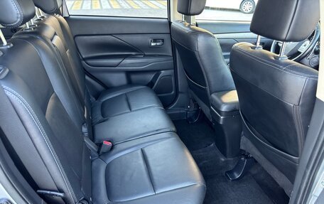Mitsubishi Outlander III рестайлинг 3, 2012 год, 1 550 000 рублей, 9 фотография
