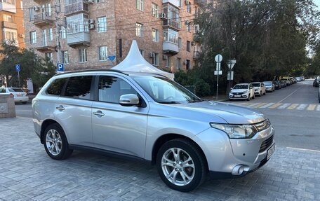 Mitsubishi Outlander III рестайлинг 3, 2012 год, 1 550 000 рублей, 8 фотография