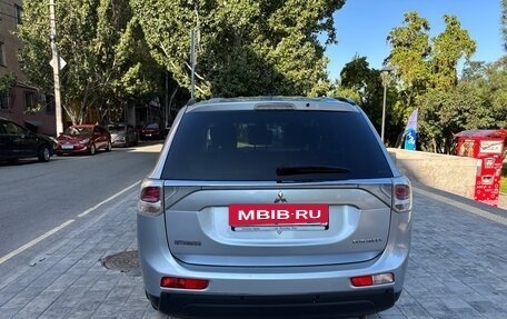 Mitsubishi Outlander III рестайлинг 3, 2012 год, 1 550 000 рублей, 5 фотография
